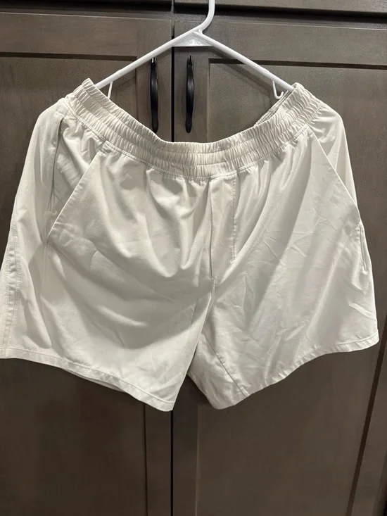 lululemon athletica White Elastic-Waist Athletic Shorts - Picture 1 of 4